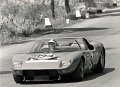 194 Ford GT 40 roadster  J.Whitmore - B.Bondurand (65)